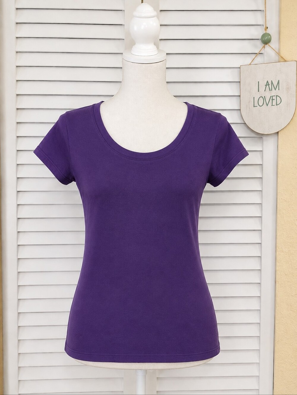 Zenana Outfitters Purple Scoop Neck Short Sleeve Top Large